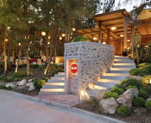 Titanic Luxury Collection Bodrum  5*