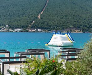 Titanic Luxury Collection Bodrum  5*