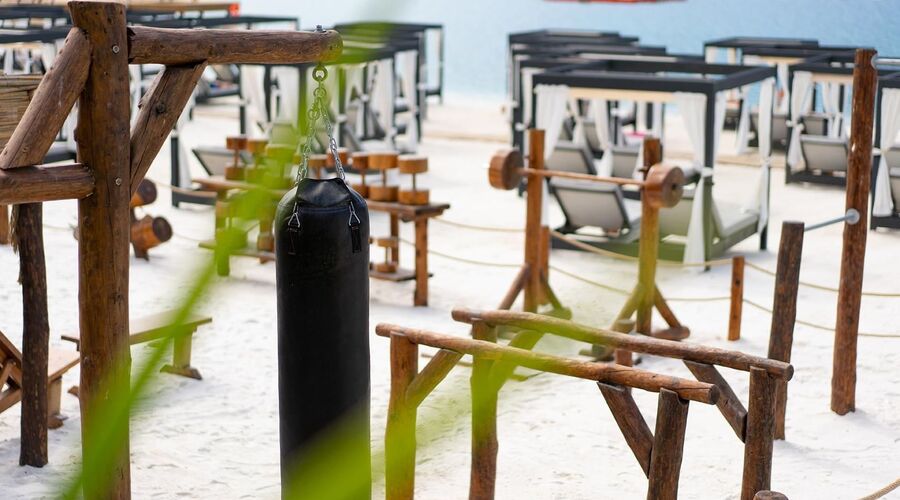 Titanic Luxury Collection Bodrum  5*