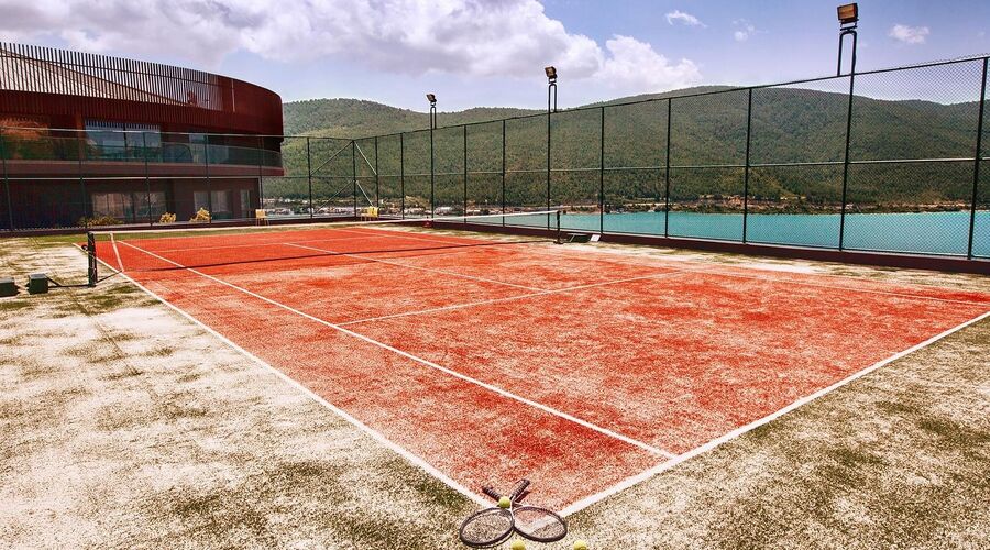 Titanic Luxury Collection Bodrum  5*