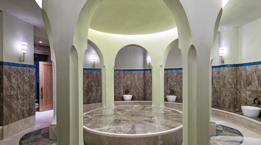 Titanic Luxury Collection Bodrum  5*