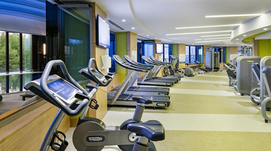 Titanic Luxury Collection Bodrum  5*