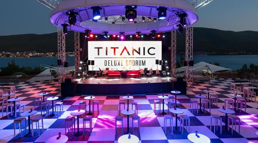 Titanic Luxury Collection Bodrum  5*