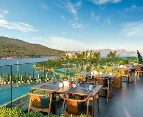 Lujo Bodrum   5*
