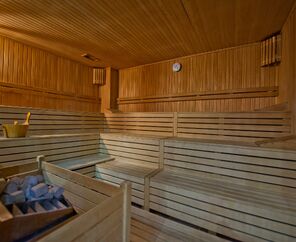 Delta Hotels By Marriott  5*