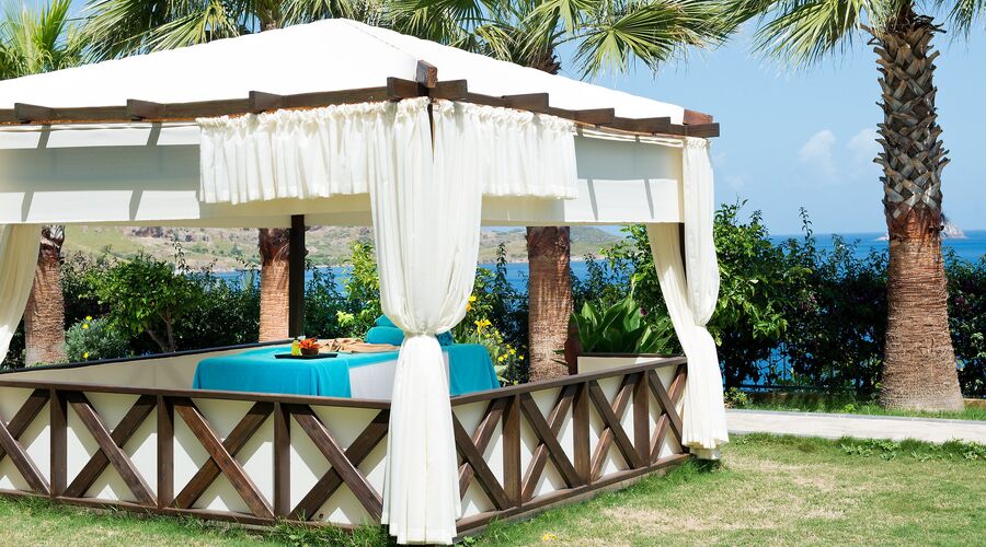 Delta Hotels By Marriott  5*