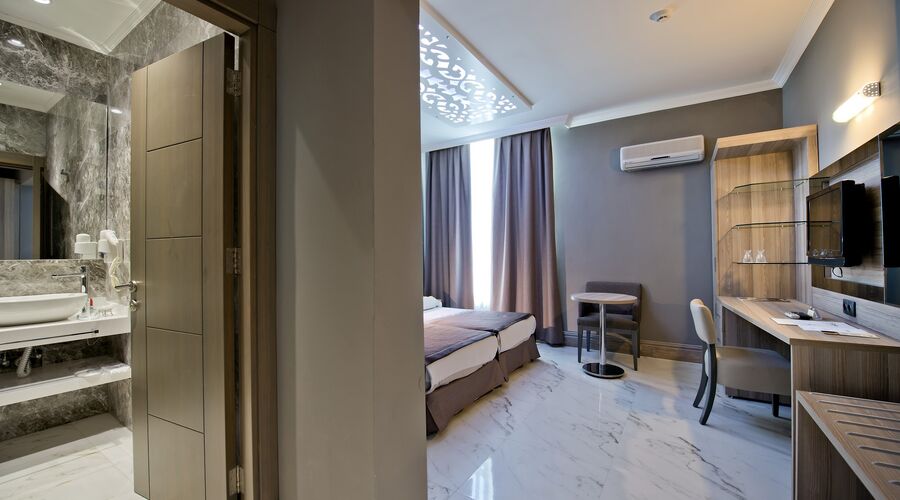 Delta Hotels By Marriott  5*