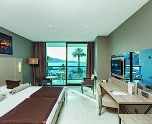 Delta Hotels By Marriott  5*