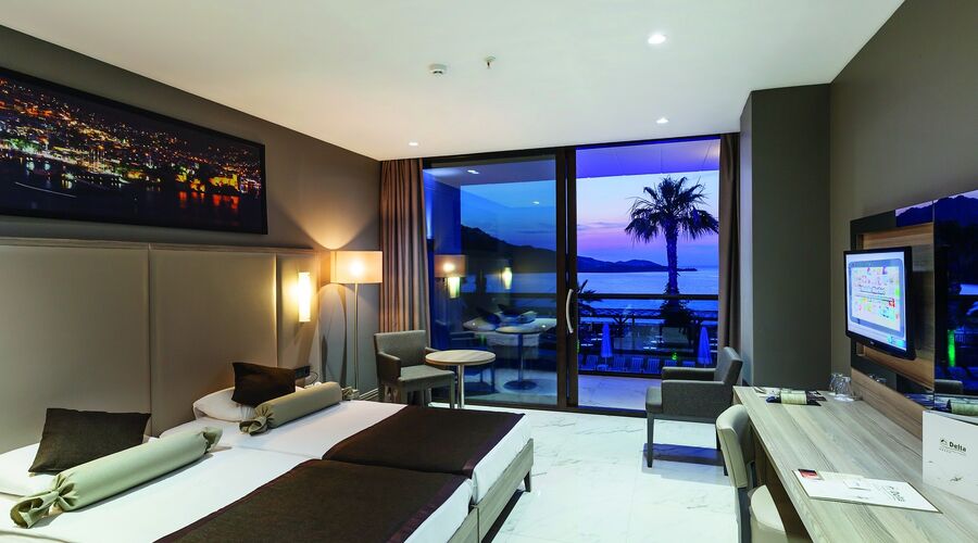 Delta Hotels By Marriott  5*