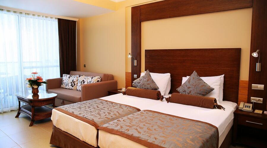 Delta Hotels By Marriott  5*