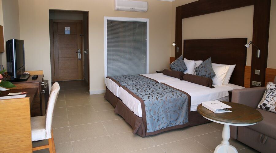 Delta Hotels By Marriott  5*