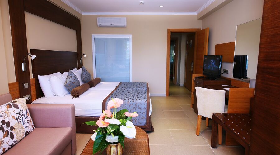 Delta Hotels By Marriott  5*