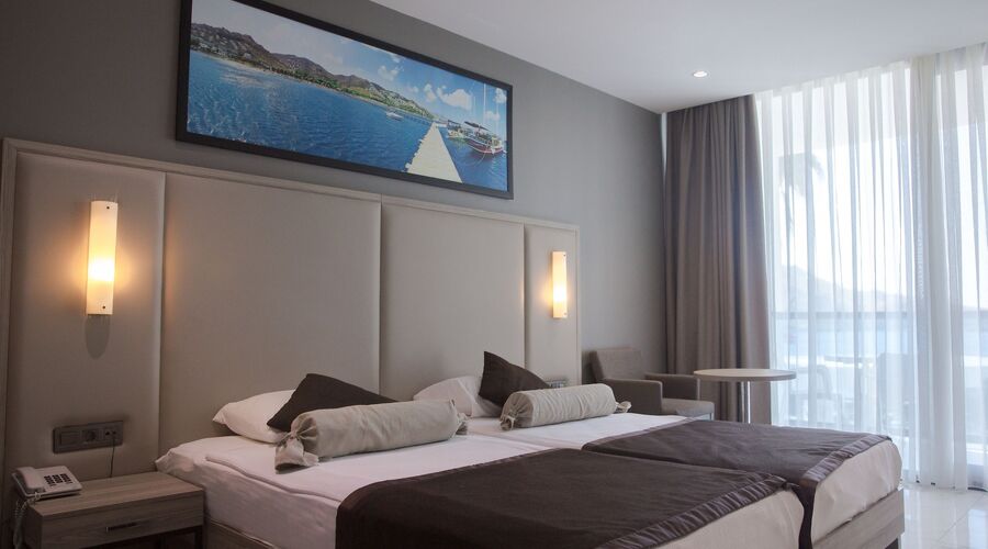 Delta Hotels By Marriott  5*