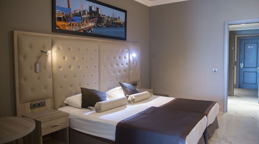 Delta Hotels By Marriott  5*