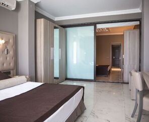 Delta Hotels By Marriott  5*