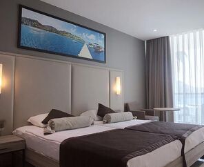 Delta Hotels By Marriott  5*