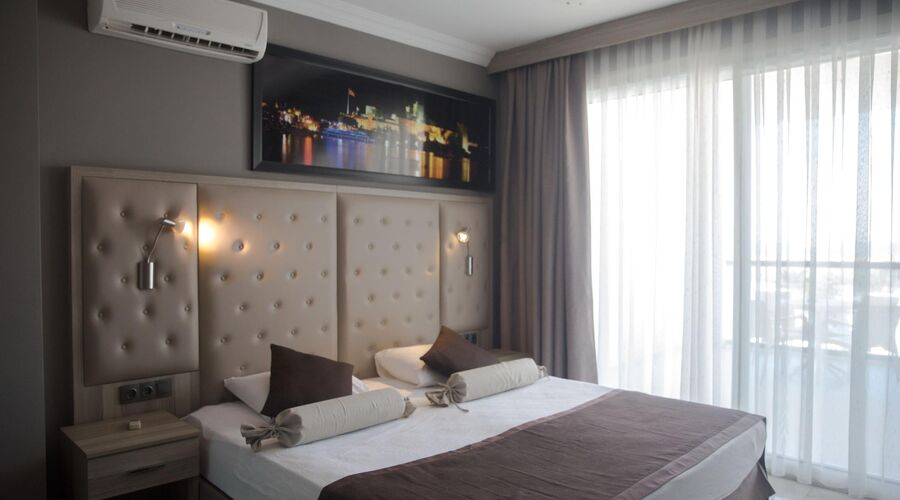 Delta Hotels By Marriott  5*