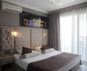 Delta Hotels By Marriott  5*