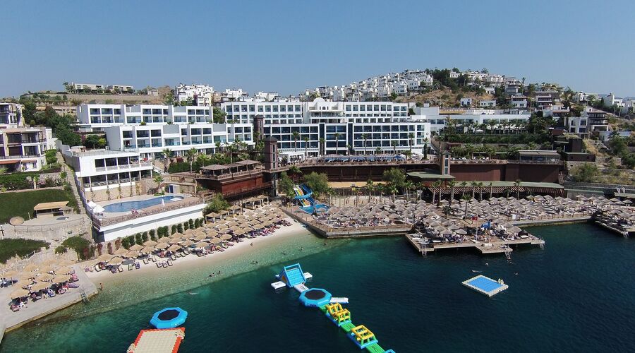 Delta Hotels By Marriott  5*