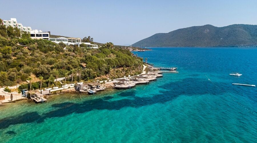 Bodrum Holiday Resort & Spa  5*