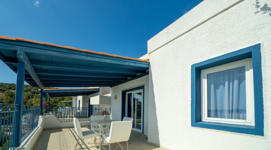 Bodrum Holiday Resort & Spa  5*