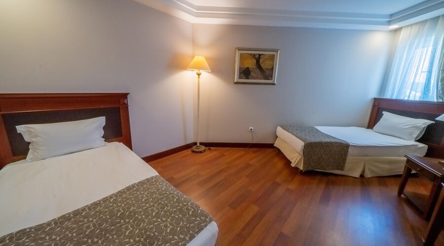 Bodrum Holiday Resort & Spa  5*