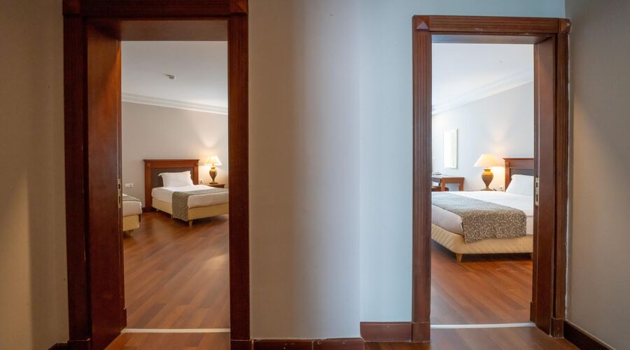 Bodrum Holiday Resort & Spa  5*