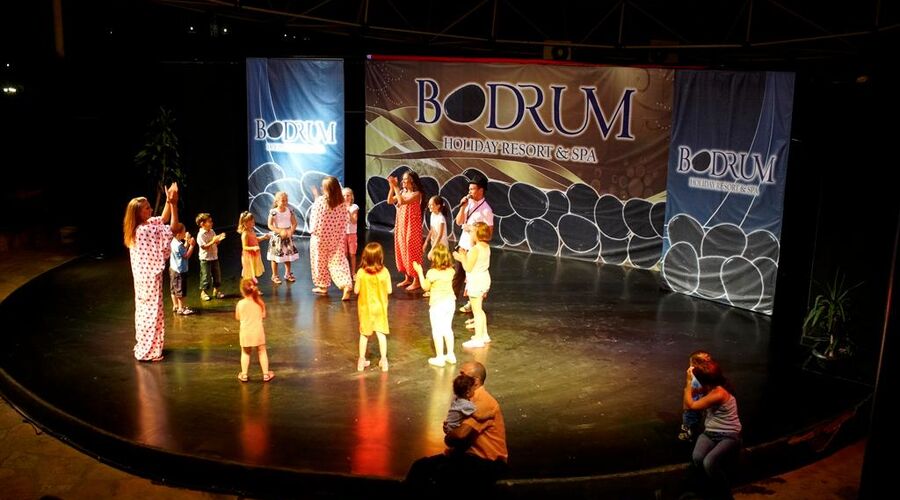 Bodrum Holiday Resort & Spa  5*