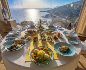 Bodrum Holiday Resort & Spa  5*