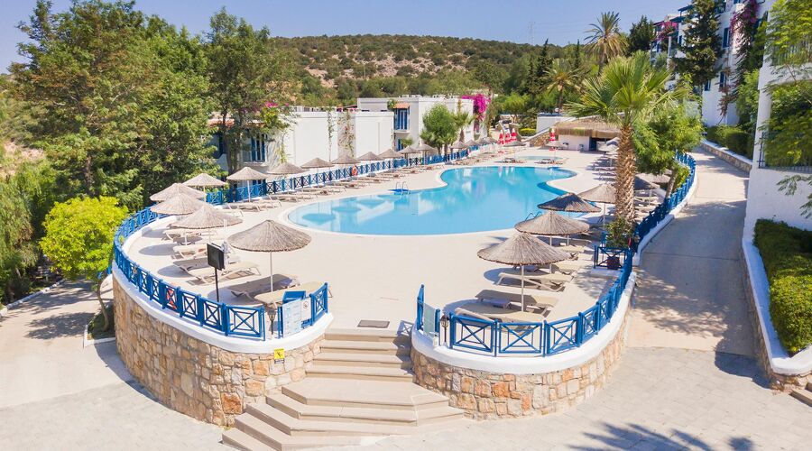 Bodrum Holiday Resort & Spa  5*