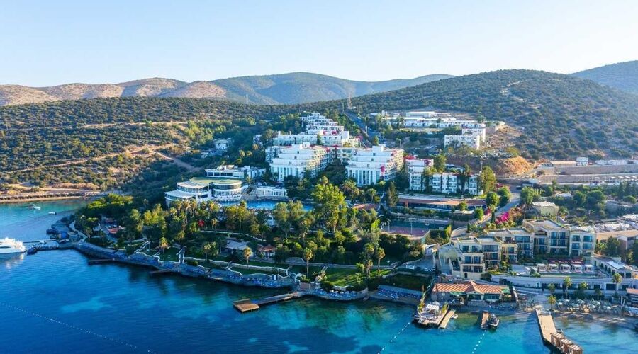 Bodrum Holiday Resort & Spa  5*