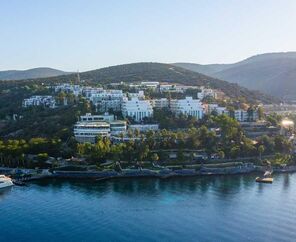 Bodrum Holiday Resort & Spa  5*