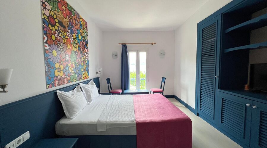 Bodrum Holiday Resort & Spa  5*