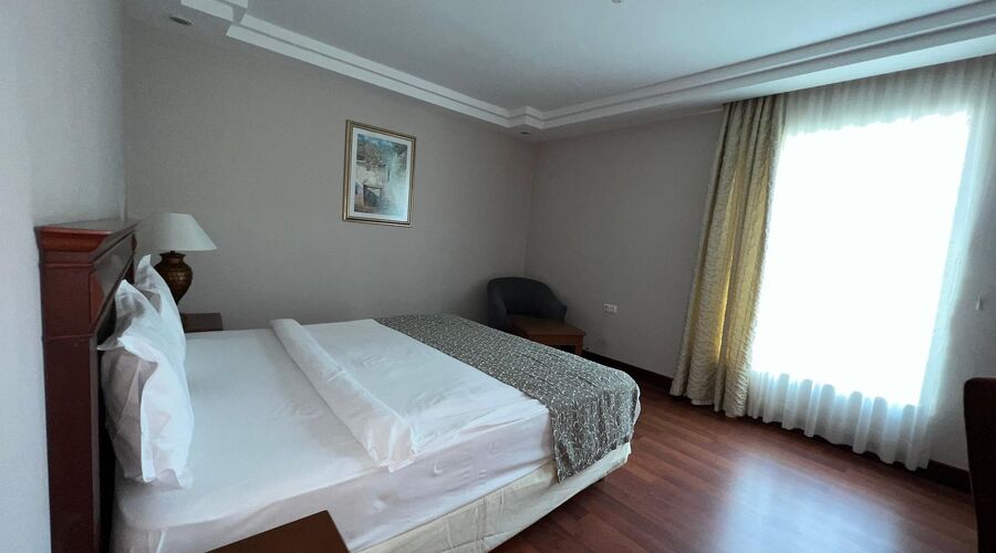 Bodrum Holiday Resort & Spa  5*