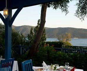 Bodrum Holiday Resort & Spa  5*