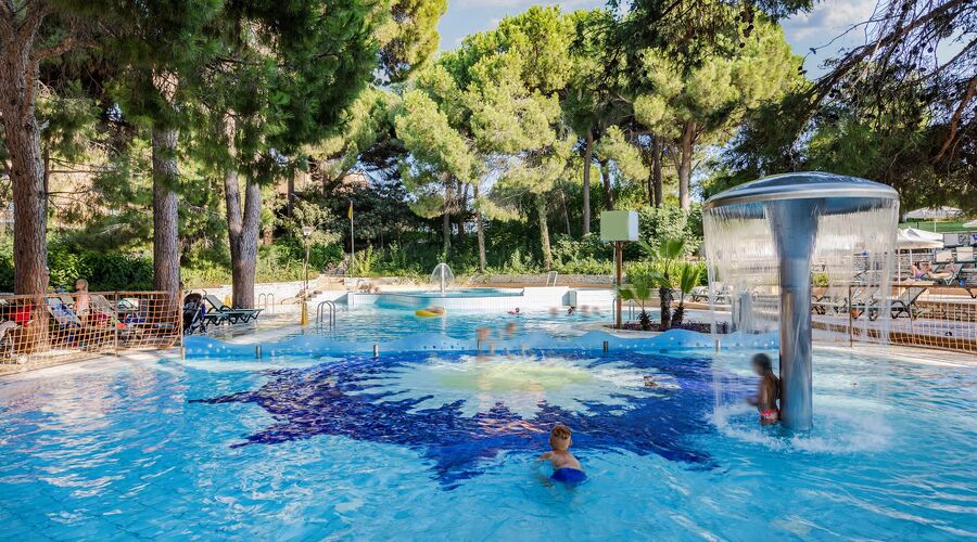Asteria Family Resort  Belek  5*