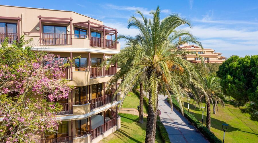 Asteria Family Resort  Belek  5*