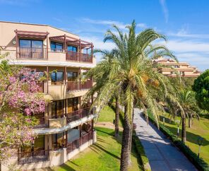 Asteria Family Resort  Belek  5*