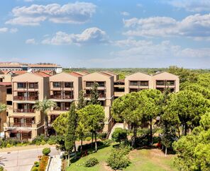 Asteria Family Resort  Belek  5*