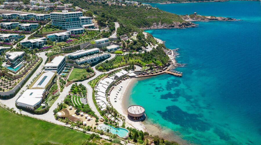 Le Meridien Bodrum Beach Resort  5*