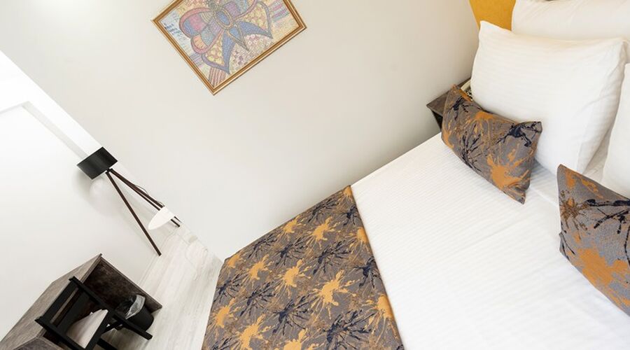 The Breeze Hotel  3*