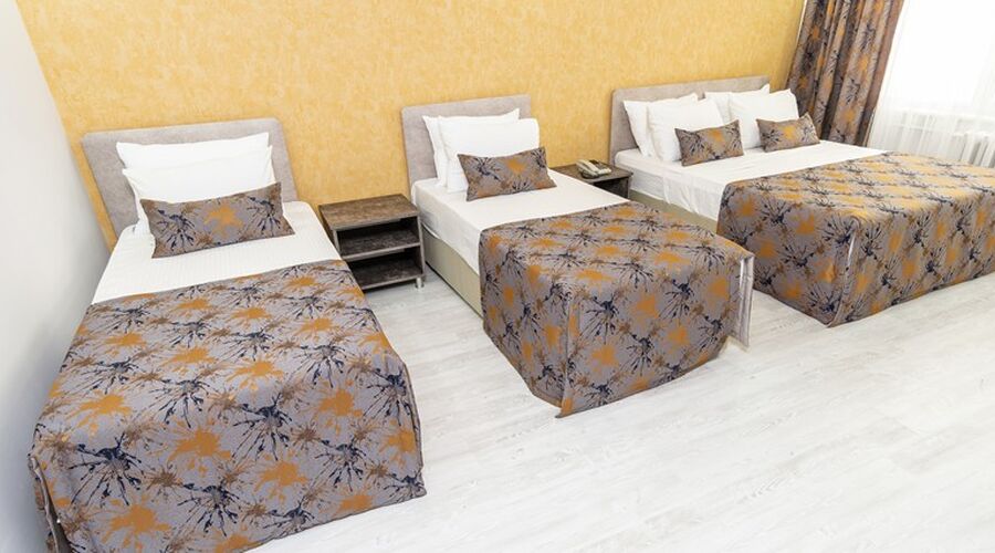 The Breeze Hotel  3*