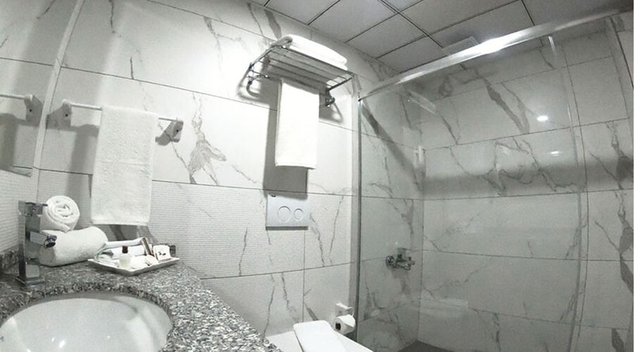 Asiwa Otel  4*
