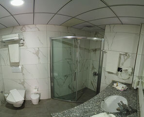 Asiwa Otel  4*