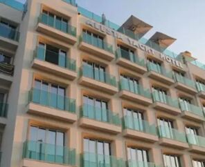 Alesta Yacht Hotel 4*