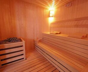 Alesta Yacht Hotel 4*