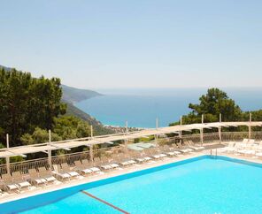 Nicholas Park Hotel  3*