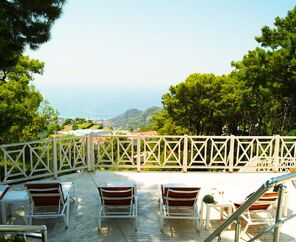 Nicholas Park Hotel  3*