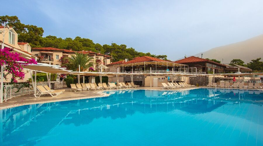 Nicholas Park Hotel  3*