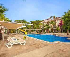 Nicholas Park Hotel  3*